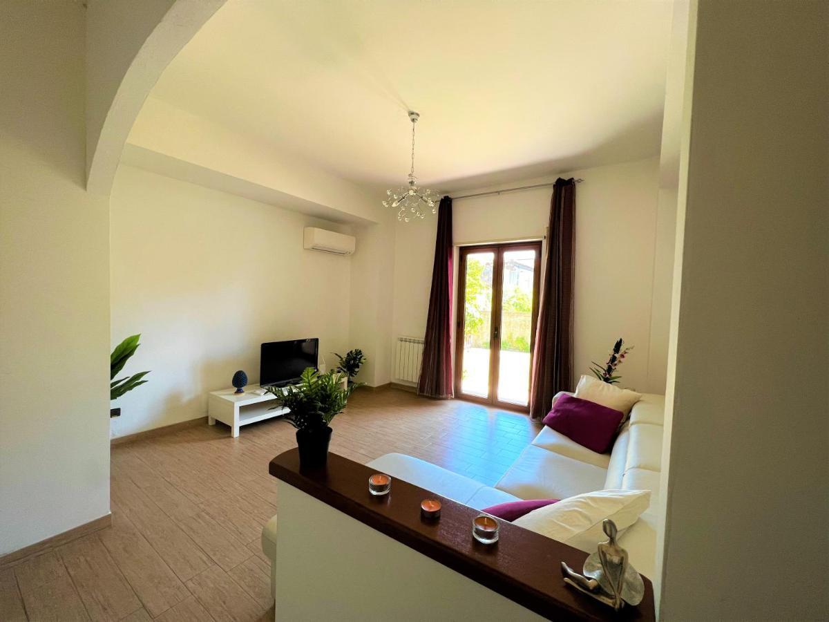 Casa Grazia Apartment Santa Teresa Di Riva Exterior photo